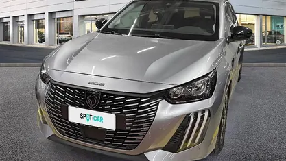 Usata Peugeot 208 Allure 102 CV (75 kW) 2025 Utilitaria