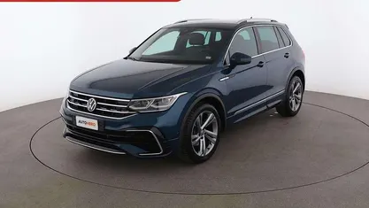 Usata VW Tiguan R-line 150 CV (110 kW) 2021 Verde SUV