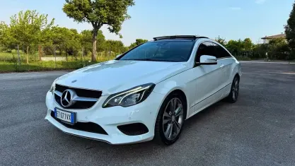 Usata Mercedes E250 Premium 204 CV (150 kW) 2013 Bianco Coupé