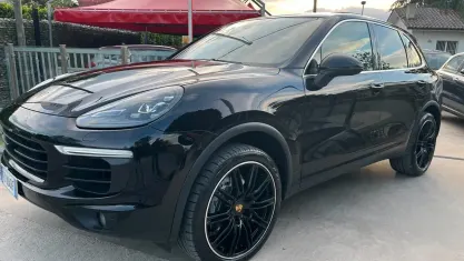 Usata Porsche Cayenne 250 CV (183 kW) 2016 Nero SUV