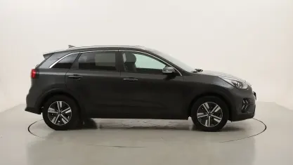 Usata Kia Niro Urban 141 CV (103 kW) 2022 Grigiogrigio SUV