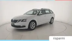 Bianco luna metallizzato Usata 2019 Skoda Octavia Executive Station wagon | 14.400 € (Buon prezzo)