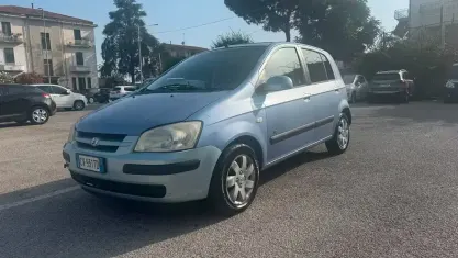 Usata Hyundai Getz 82 CV (60 kW) 2005 Blu Utilitaria