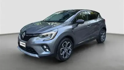 Usata Renault Captur Intens 100 CV (73 kW) 2023 Grigio scuro SUV