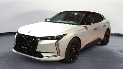 Beige Usata 2023 DS Automobiles DS4 Performance Berlina | 25.500 € (Buon prezzo)