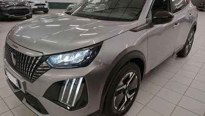 Usata Peugeot 2008 Allure 131 CV (96 kW) 2025 Grigio SUV