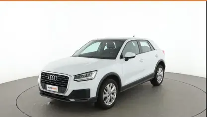 Usata Audi Q2 150 CV (110 kW) 2019 Bianco SUV