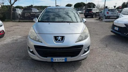 Usata Peugeot 207 73 CV (53 kW) 2010 Grigio Berlina
