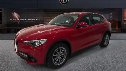 Usata Alfa Romeo Stelvio Business 179 CV (131 kW) 2018 Rosso SUV