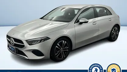 Argento metallizzato Usata 2023 Mercedes A180 Advanced | 27.900 € (Ottimo prezzo)