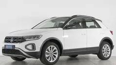 Bianco Usata 2022 VW T-Roc Life SUV | 20.800 € (Buon prezzo)