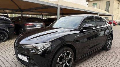 Gebraucht Alfa Romeo Stelvio Veloce 209 PS (153 kW) 2022 Schwarz SUV