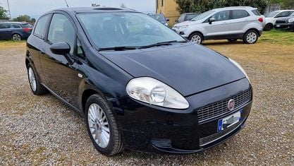 Usata Fiat Grande Punto 77 CV (56 kW) 2008 Nero Utilitaria