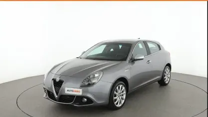 Usata Alfa Romeo Giulietta Super 120 CV (88 kW) 2019 Grigio Utilitaria