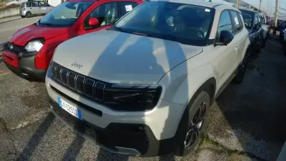 Nuova Jeep Avenger EV Summit 61 kW (84 CV) 2025 Bianco SUV