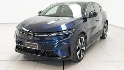 Usata Renault Mégane 55 kW (75 CV) 2023 Blu notte SUV