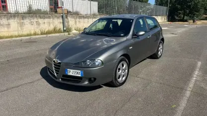 Usata Alfa Romeo 147 Exclusive 120 CV (88 kW) 2008 Grigio Utilitaria