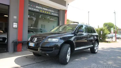 Usata VW Touareg Exclusive 224 CV (164 kW) 2006 Nero SUV