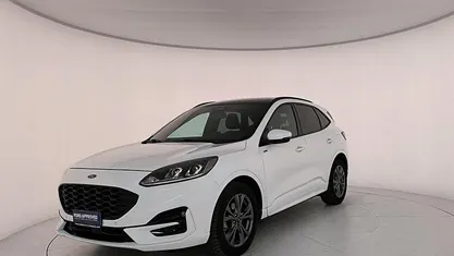 Usata Ford Kuga ST-Line 190 CV (139 kW) 2023 Bianco frozen SUV