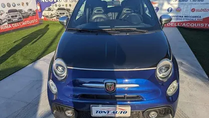 Blu/azzurro Usata 2017 Abarth 595 Turismo Due volumi | 14.499 € (Buon prezzo)