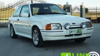 Usata Ford Escort RS 132 CV (97 kW) 1987 Utilitaria