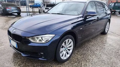 Blu/azzurro Usata 2014 BMW 320 Station wagon | 10.500 € (Buon prezzo)