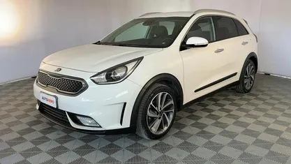 Usata Kia Niro Style 141 CV (103 kW) 2019 Bianco SUV