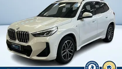 Bianco pastello Usata 2024 BMW X1 Luxury Line SUV | 43.800 € (Buon prezzo)