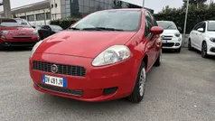 Rosso Usata 2009 Fiat Grande Punto Active Due volumi | 3900 € (Cara)