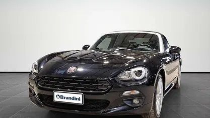 Usata 2017 Fiat 124 Spider Lusso Cabrio | 21.403 € (Buon prezzo)