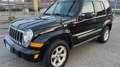 Usata Jeep Cherokee Limited 163 CV (119 kW) 2007 SUV