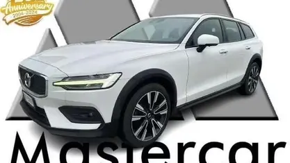 Usata Volvo V60 CC Business Edition 197 CV (144 kW) 2021 Station wagon