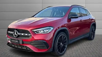 Usata Mercedes GLA250 Premium 160 CV (117 kW) 2023 Rosso SUV