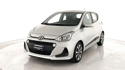Usata Hyundai i10 Style 87 CV (63 kW) 2017 Argento Utilitaria