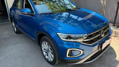 Usata VW T-Roc Style 116 CV (85 kW) 2022 Bluazzurro SUV