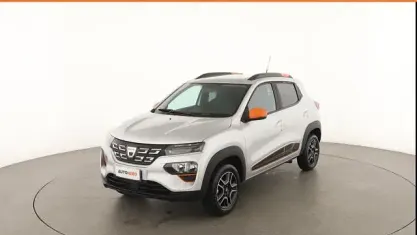 Usata Dacia Spring Comfort Plus 33 kW (45 CV) 2021 Argento Utilitaria