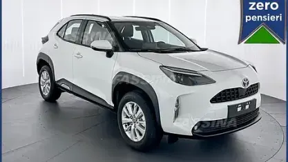 Usata Toyota Yaris Cross Active 116 CV (85 kW) 2025 Bianco SUV