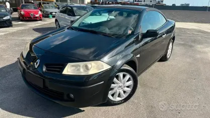 Usata Renault Mégane Cabriolet Dynamique 130 CV (95 kW) 2008 Nero Cabrio
