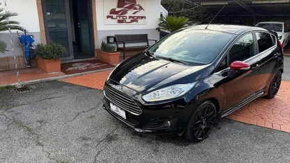 Usata Ford Fiesta ST-Line 95 CV (69 kW) 2016 Nero Berlina