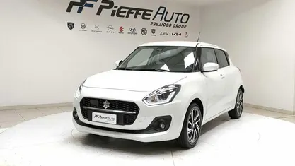 Usata Suzuki Swift 82 CV (60 kW) 2024 Bianco Utilitaria