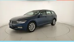 Aquamarine blue metallizzato Usata 2023 VW Passat Business Station wagon | 27.900 € (Super prezzo)