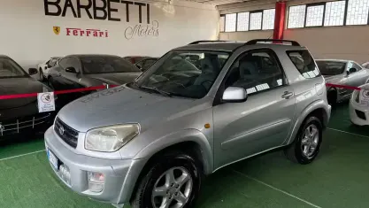 Usata Toyota RAV4 150 CV (110 kW) 2003 Grigio SUV