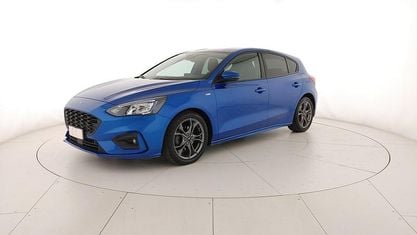 Begagnad Ford Focus ST-Line 120 HK (88 kW) 2021 Blå Sedan