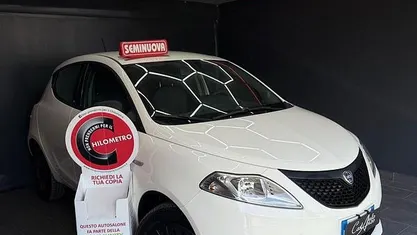 Usata Lancia Ypsilon Gold 84 CV (61 kW) 2020 Utilitaria
