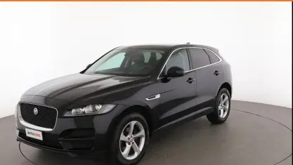 Begagnad Jaguar F-Pace Prestige 180 HK (132 kW) 2019 Svart SUV