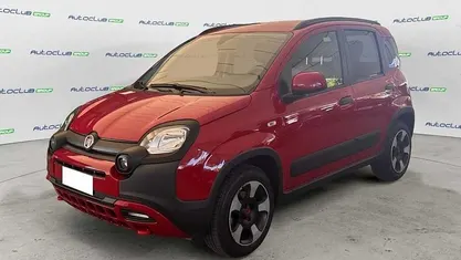 Rosso Usata 2024 Fiat Panda Cross Cross Due volumi | 13.500 € (Buon prezzo)
