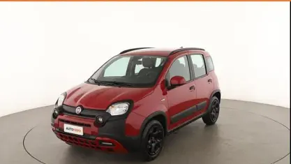 Usata Fiat Panda Cross Cross 71 CV (52 kW) 2022 Rosso Utilitaria