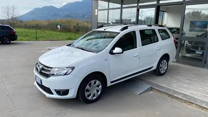 Usata 2015 Dacia Logan Station wagon | 5800 € (Buon prezzo)