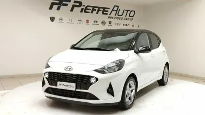 Usata Hyundai i10 67 CV (49 kW) 2023 Bianco Utilitaria