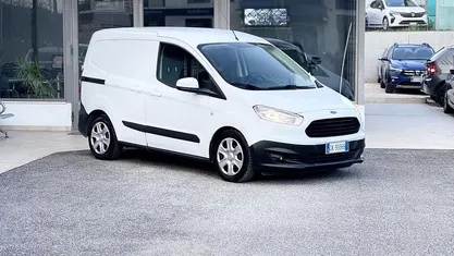 Usata Ford Transit 76 CV (55 kW) 2016 Bianco Furgone